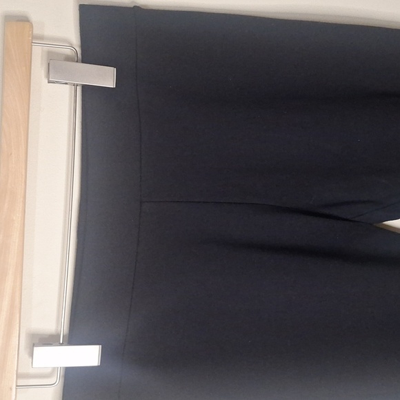 CAbi #3578 Ponte Riding Ankle Zip Pants Size M - Picture 5 of 12